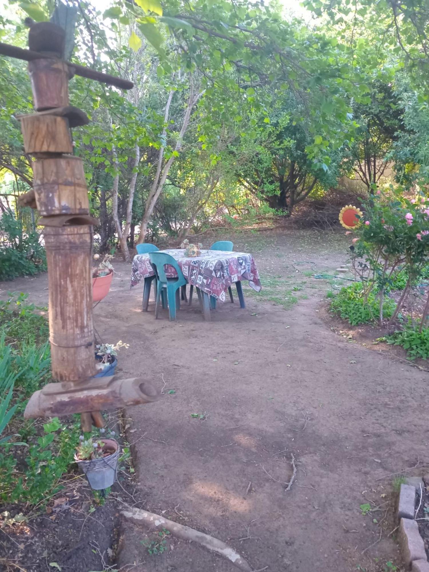 Amani Guest House คลาเรนส์ ภายนอก รูปภาพ