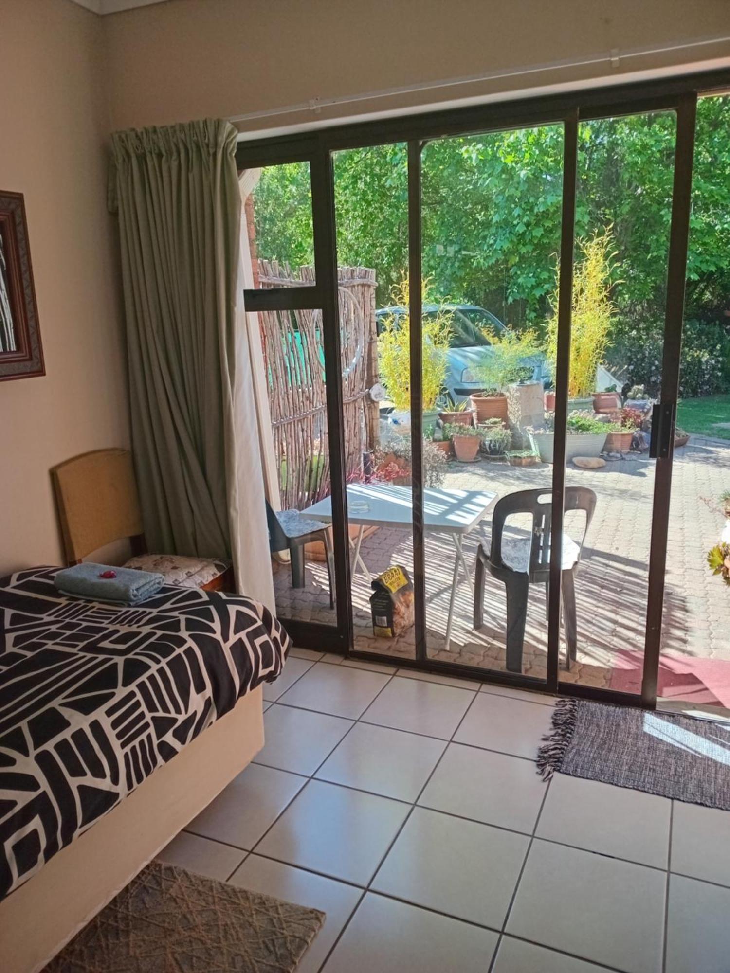 Amani Guest House คลาเรนส์ ภายนอก รูปภาพ